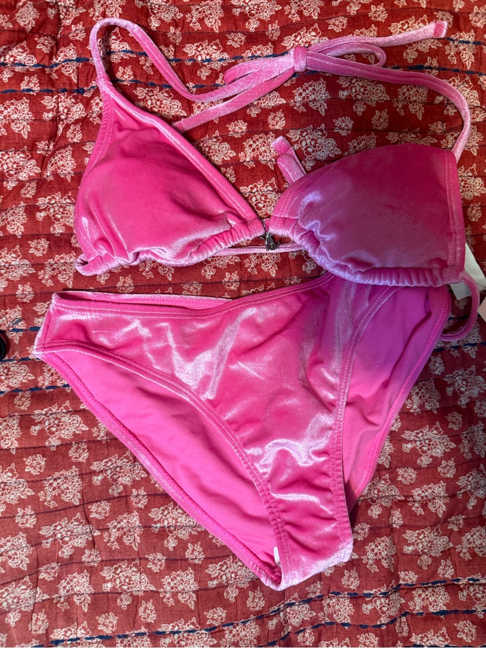 Juicy Couture women’s Hot Pink Bikini Set